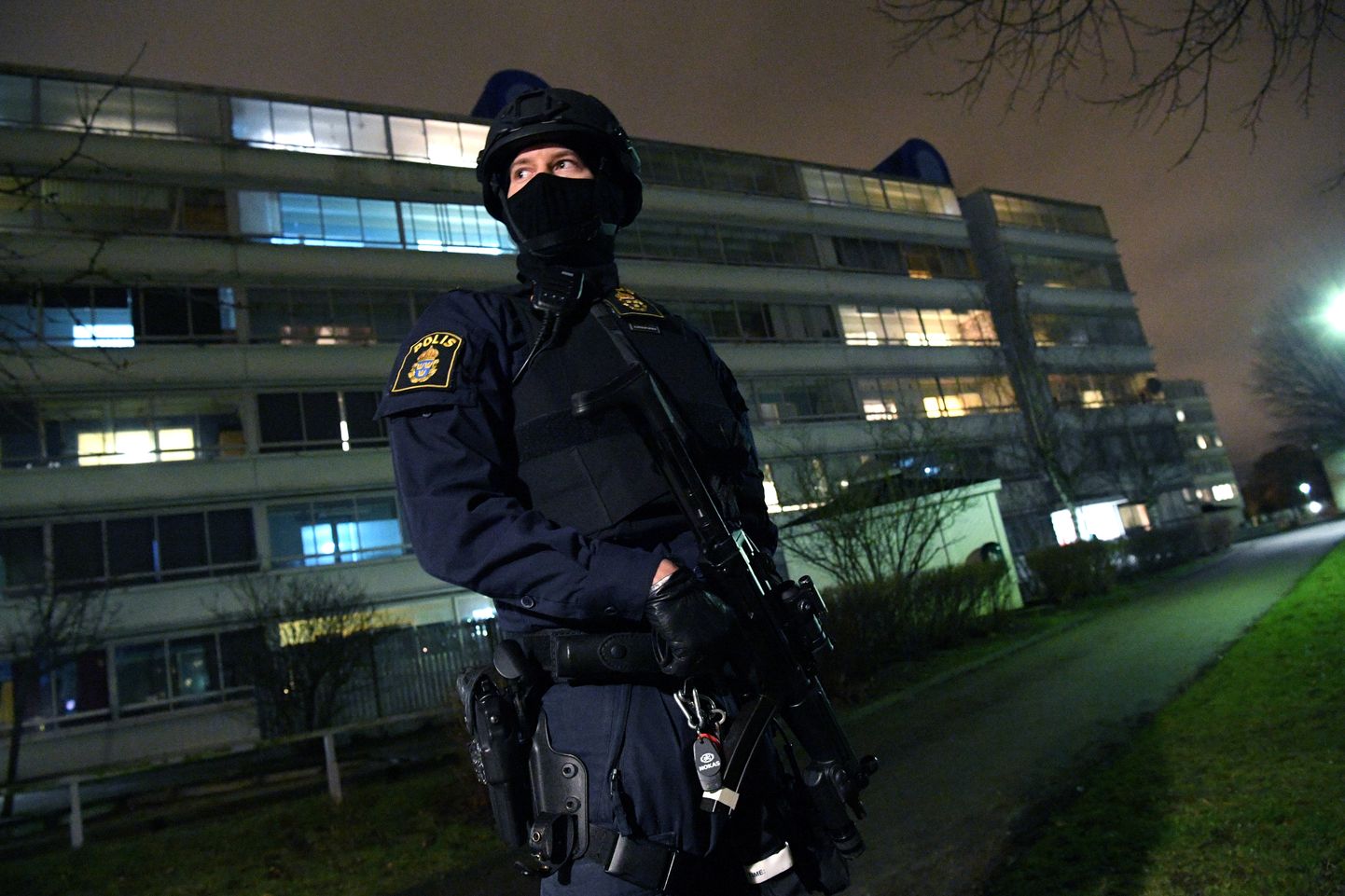Rootsi politsei kolmapäevase plahvatuse sündmuskohal.