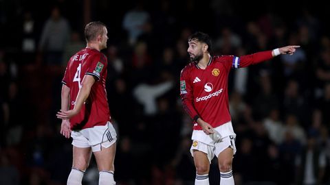 Zemāk nav kur krist – Mančestras "United" nespēj tikt galā ar ceturtās līgas klubu