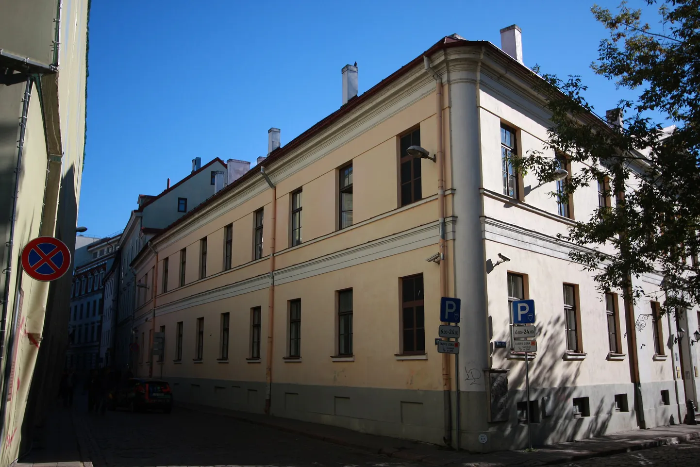 Здание в Старой Риге