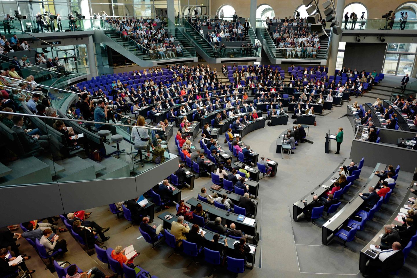 Saksa parlament kiitis heaks Kreeka võlaleevendusprogrammi.