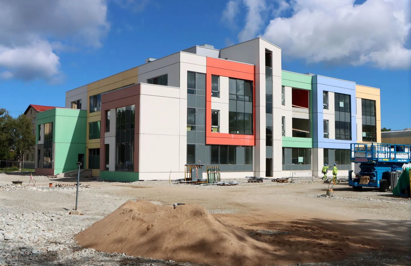 Новое здание Кесклиннаской основной школы Кохтла-Ярве.