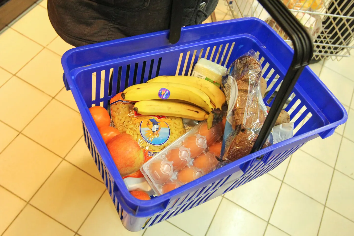 Detsembrikuisest ostukorvi hinnavõrdlusest selgub, et kõige kallim toidupood on Selver. Soodsaimad on Grossi ning Maxima kauplused. Foto on illustratiivne.