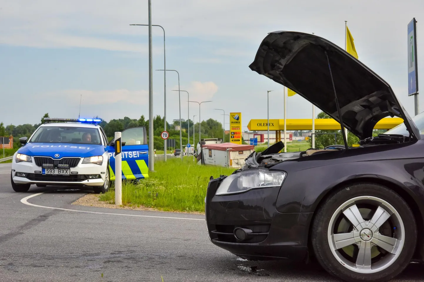 Inimesed pääsesid Mustivere külas juhtunud avariist ehmatusega.