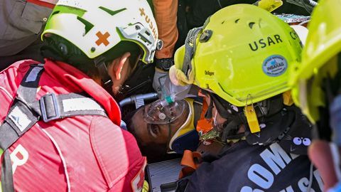 VIDEO ⟩ Venezuelas päästeti kaheksa päeva rusude all olnud mees