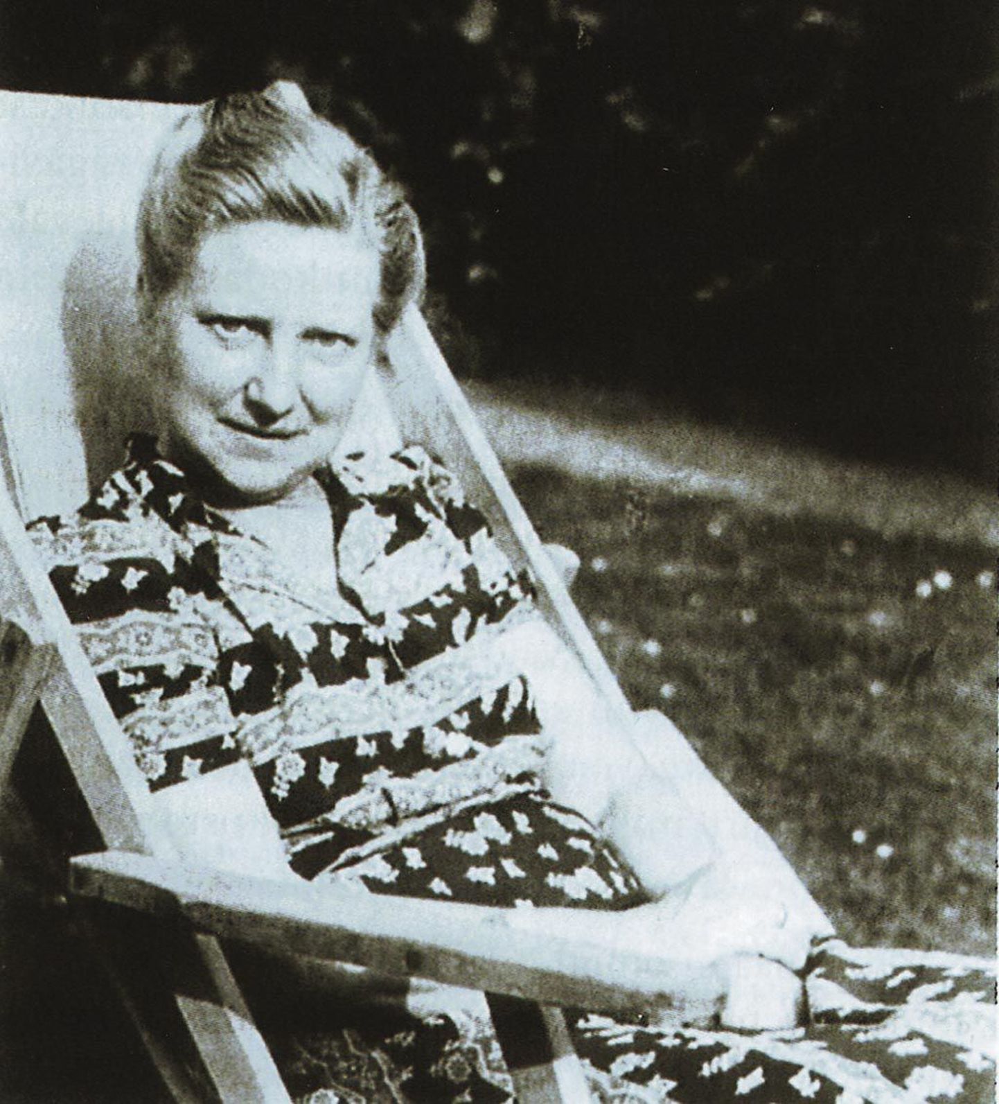 Pastoriproua Stella Thomson 1943. aastal.