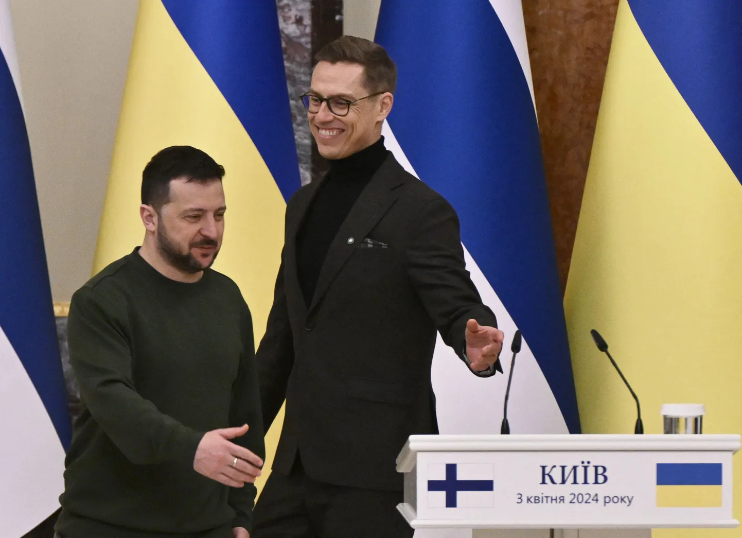Volodõmõr Zelenskõi ja Alexander Stubb aasta tagasi aprillis Kiievis aset leidnud kohtumisel.