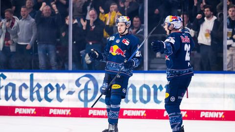 Vai jaunā zvaigzne Šmits pievienosies Latvijas izlasei?