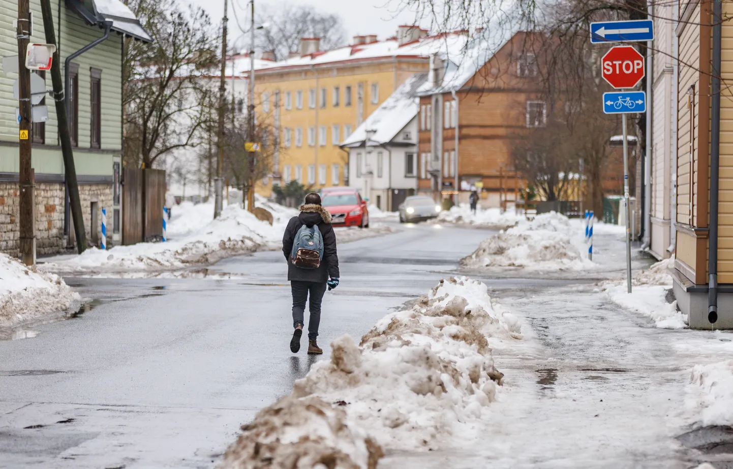 Sulailm ja libedus Tallinna kesklinna kõnniteedel.