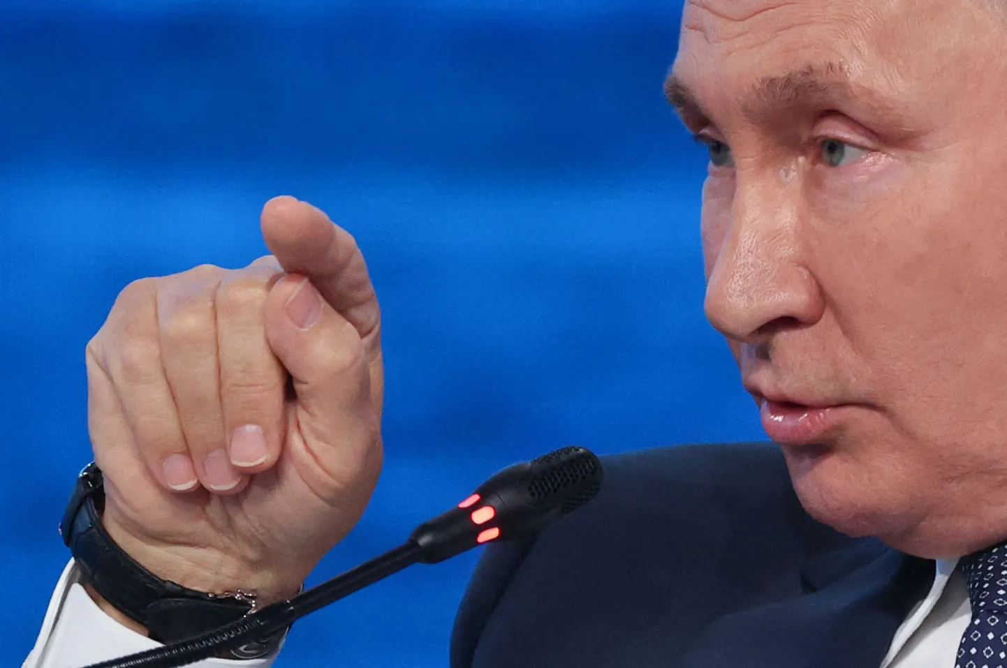 Vladimir Putin tänasel Ida majandusfoorumil Vladivostokis.