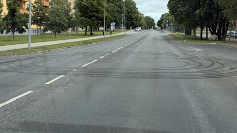 Öösiti driftiv bemmivend ajas kuressaarlastel kopsu üle maksa