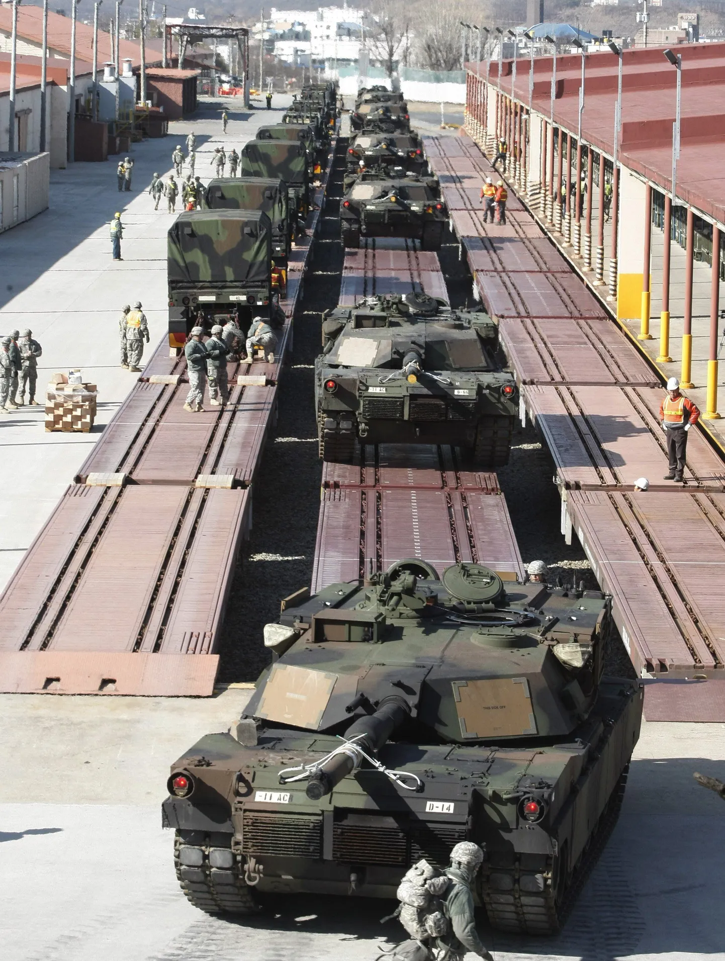 M1A1 Abrams-tüüpi USA tankid.