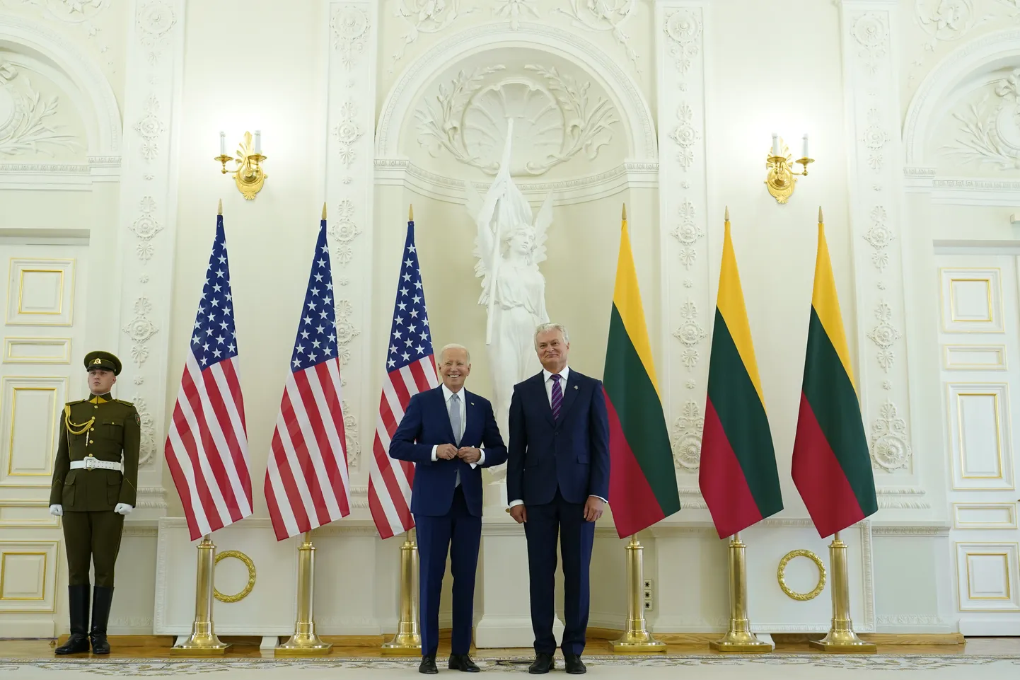 Президент США Джо Байден и президент Литвы Гитанас Науседа
