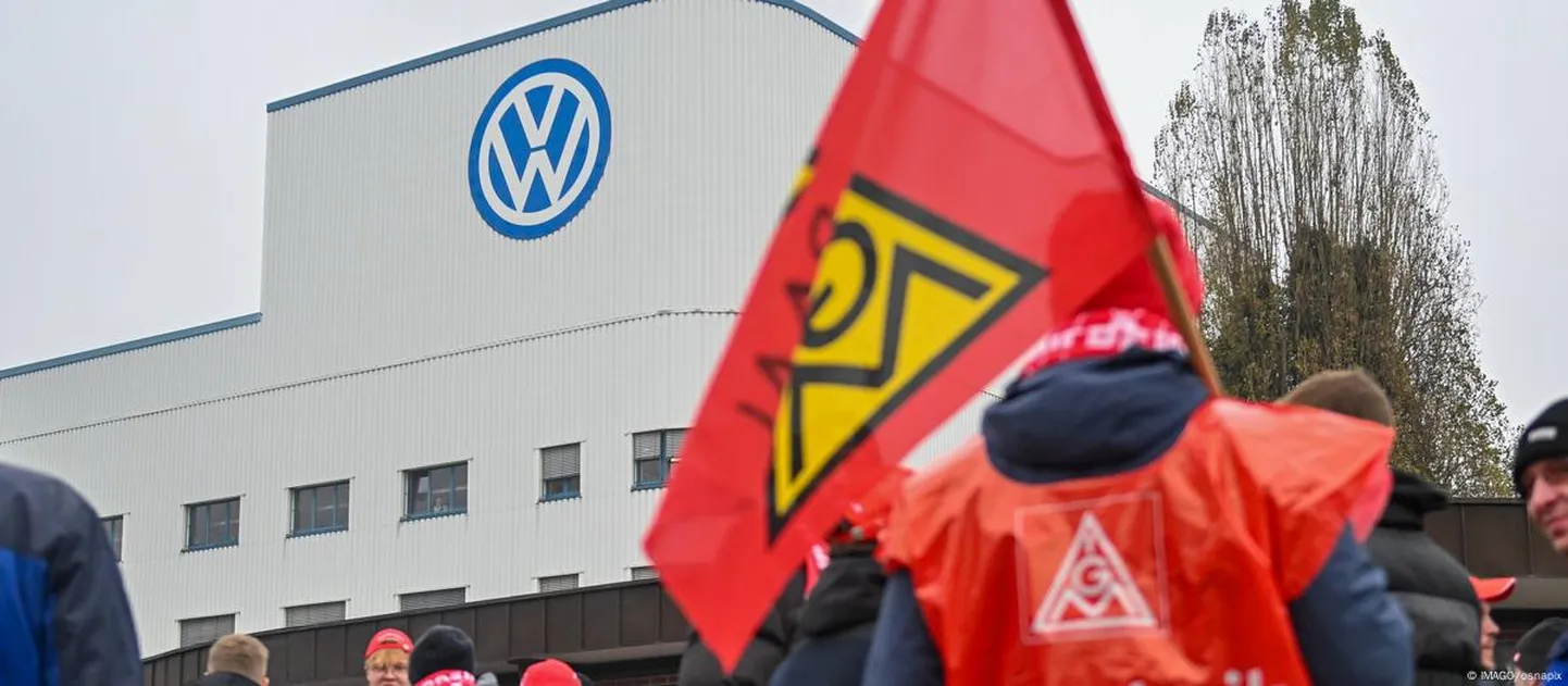 Предупредительная забастовка, организованная профсоюзом IG Metall на заводе Volkswagen в Оснабрюке (6 ноября 2024 года)