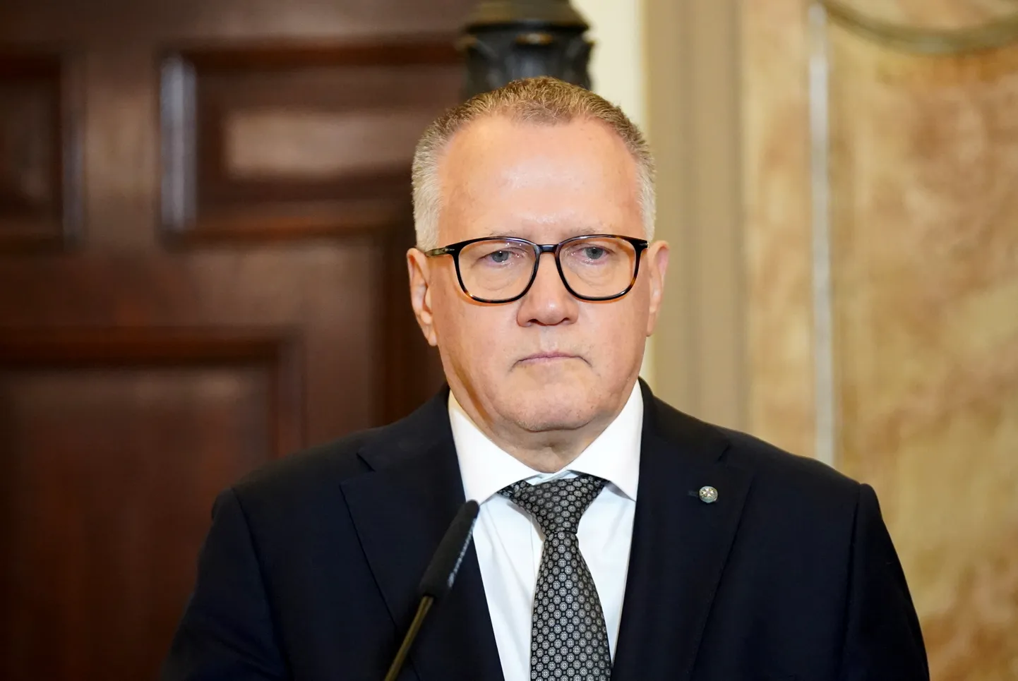 Finanšu ministrs Arvils Ašeradens.