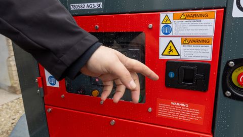 Maakonna kortermajadesse soetatakse elektrigeneraatoreid