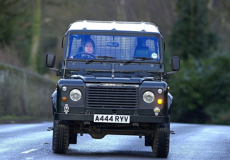 Elizabeth II oma Land Roveri roolis 1990. aastate lõpul