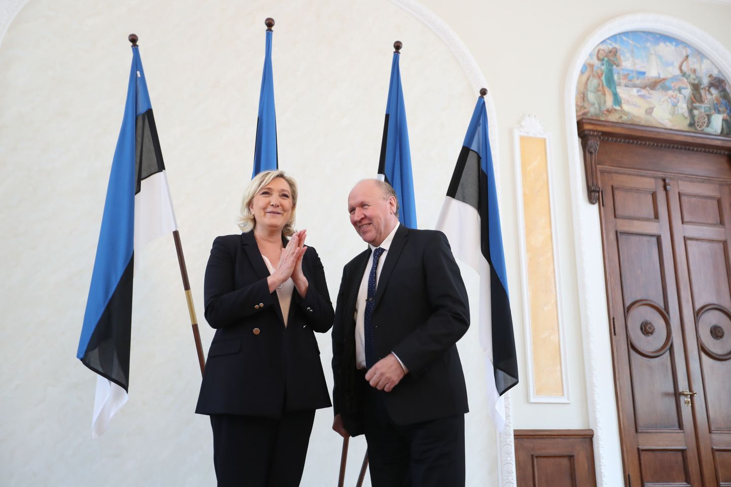 Marine Le Pen kohtus EKRE liikmetega riigikogus.