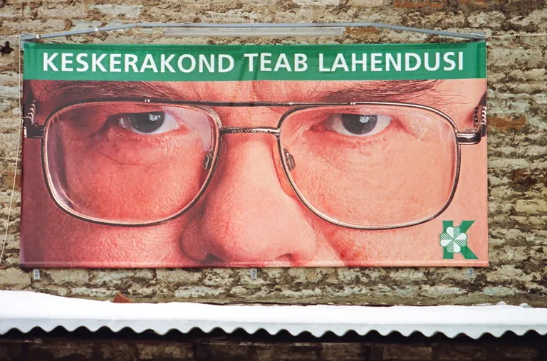 Edgar Savisaare ja Keskerakonna valimisreklaam aastal 1999.
