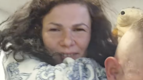 VIDEO ⟩ «Ta on nüüd vangis!» TikToki napsutajatest esipaar Raivo Padu ja Maris Põder sattusid politseiga sekeldustesse