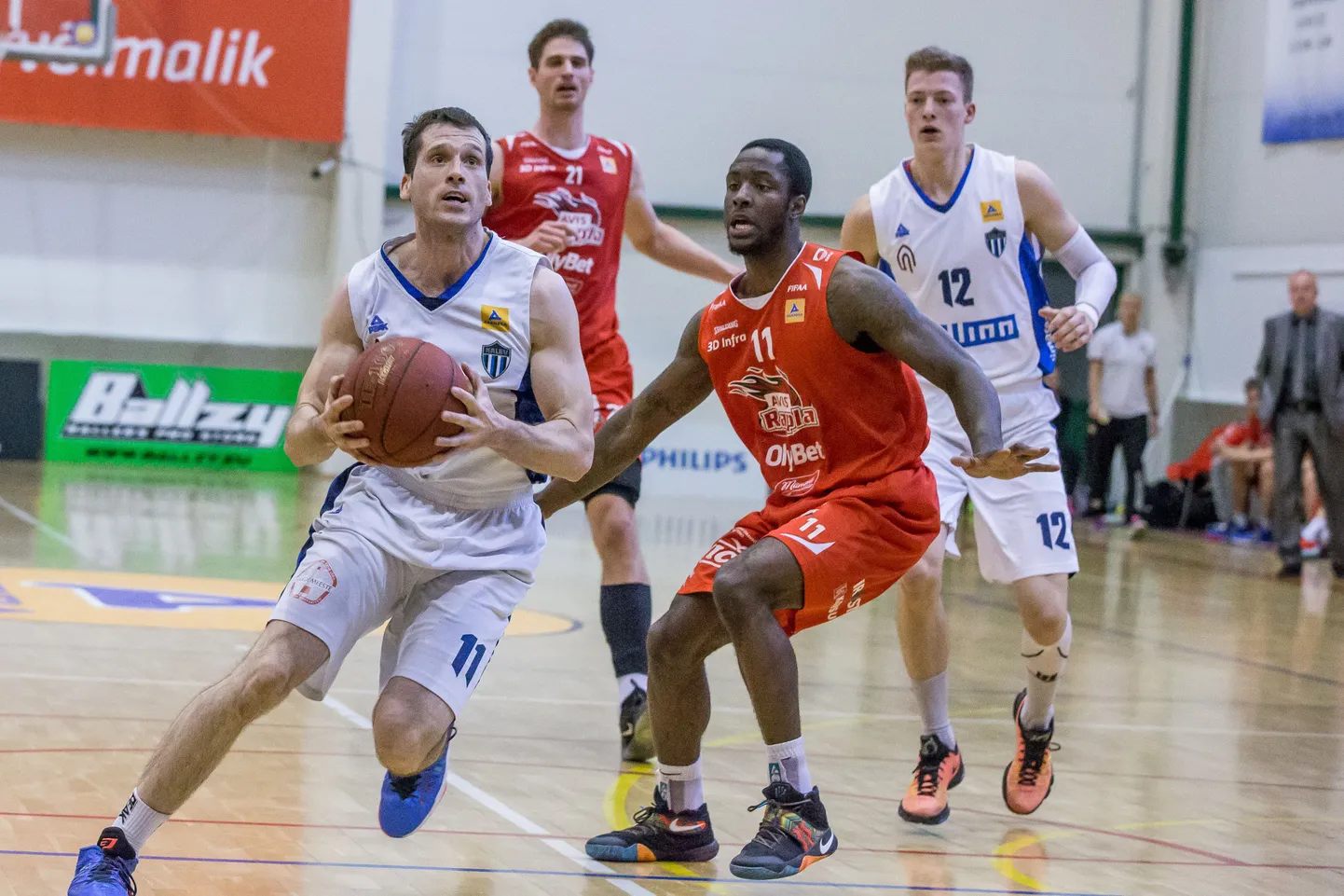 Ivo Van Tamm (nr 12).