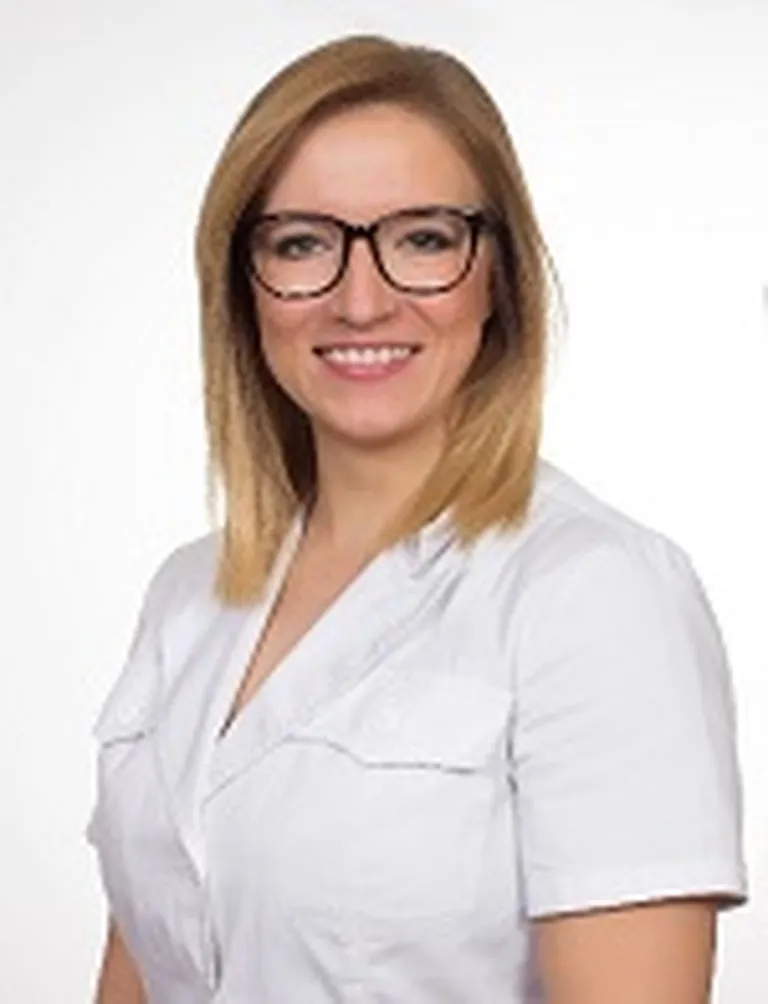 VC4 Dermatoloģijas klīnikas dermatoloģe Anda Apine