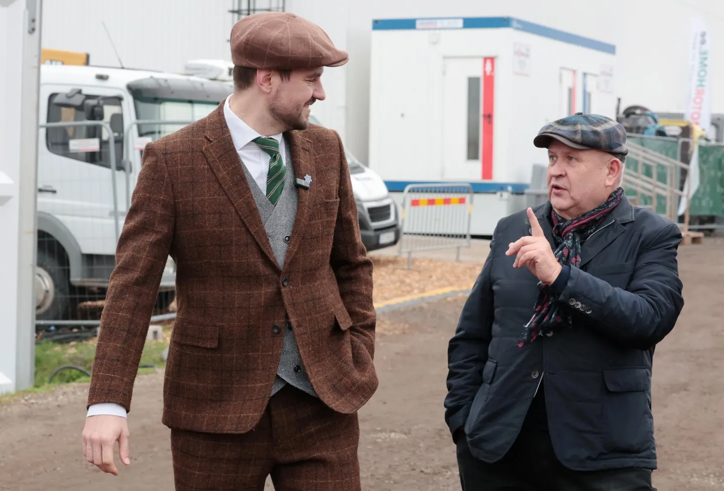 Regionaal- ja põllumajandusminister Hendrik Johannes Terras (vasakul) ​maamessil.