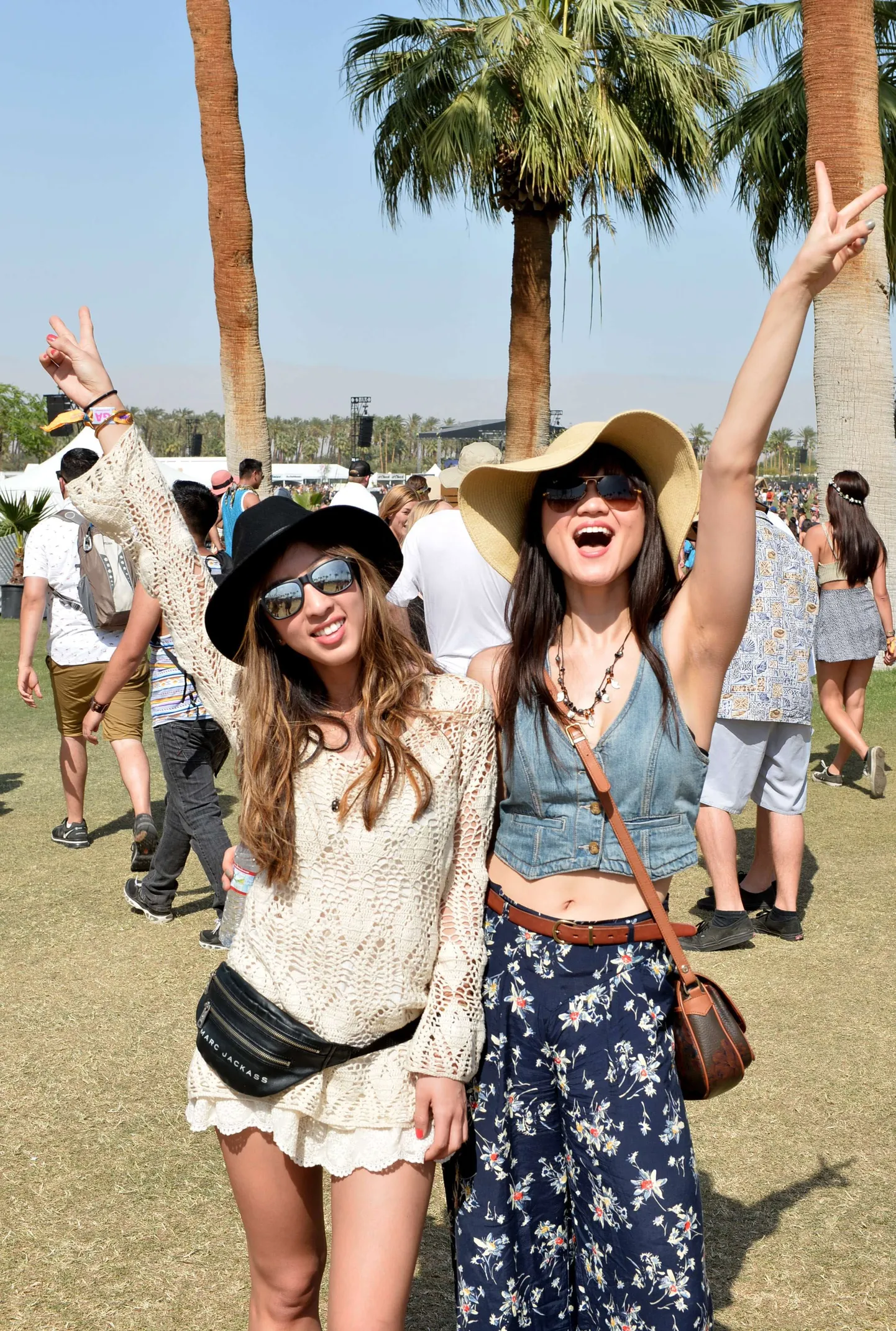 Lõbusad neiud Coachella festivalil Californias.