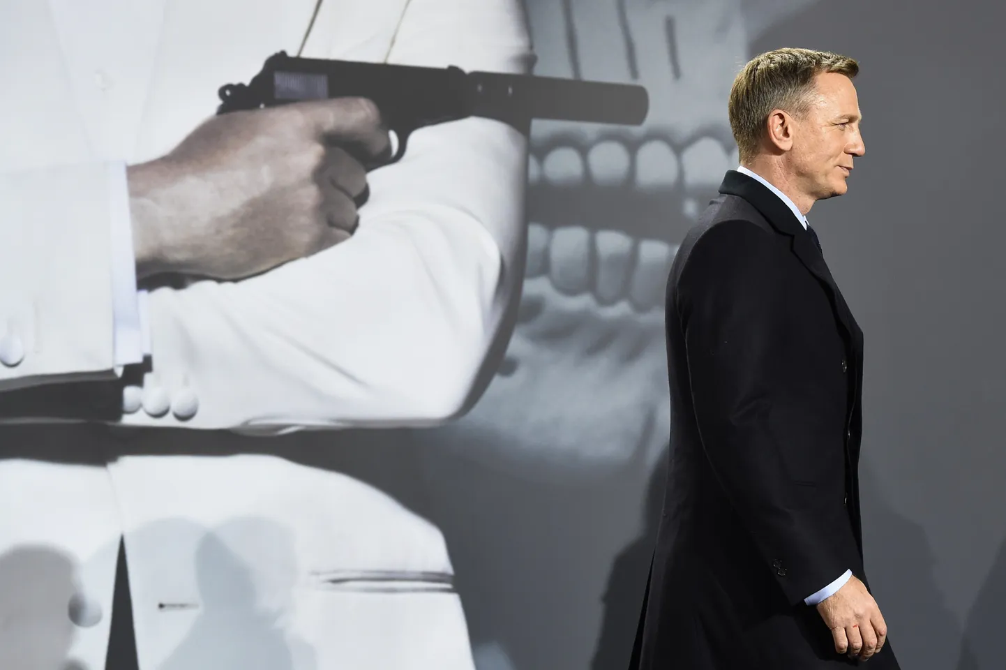 Daniel Craig James Bondi rollis.