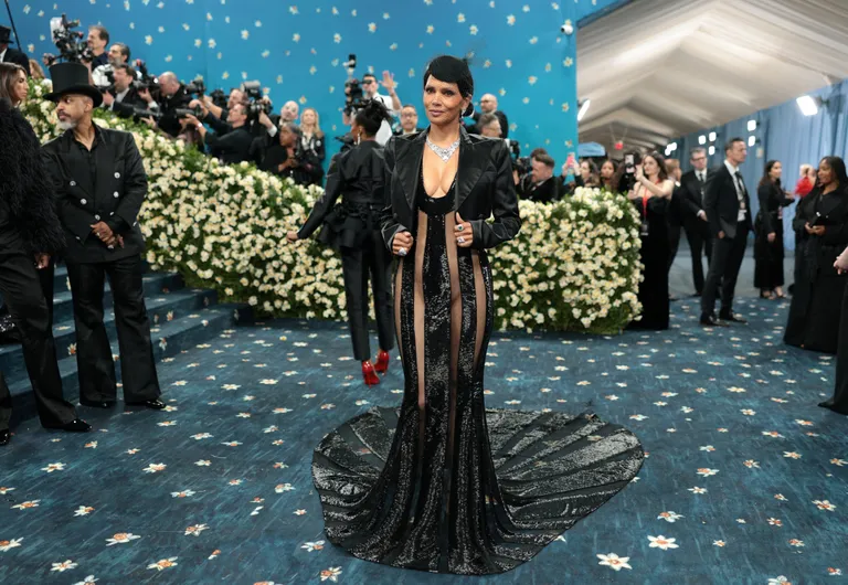 Холли Берри на Met Gala.