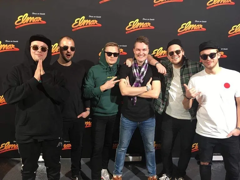 Ansambel 5miinust ja Lauri Hermann
