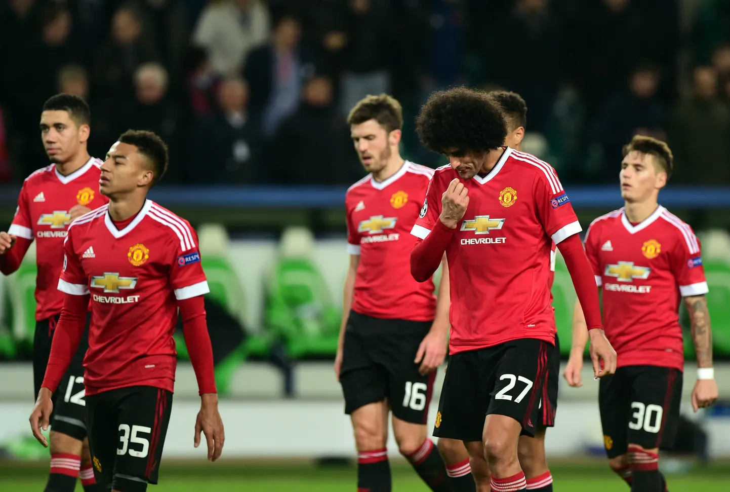 Pettunud Manchester Unitedi mängijad pärast Wolfsburgi käest saadud kaotust.