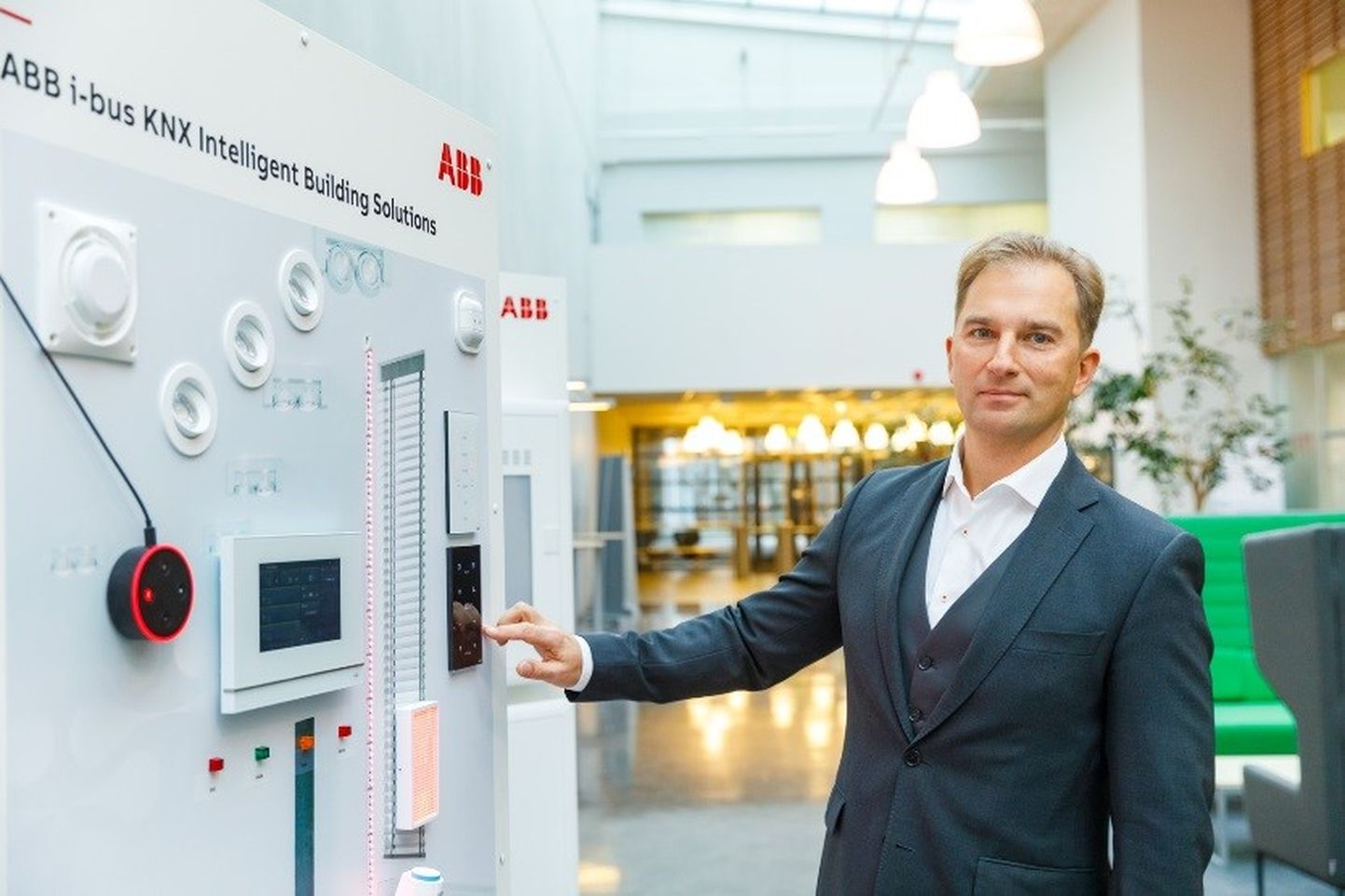 Eduard Smagin, ABB AS hooneautomaatikalahenduste tootejuht