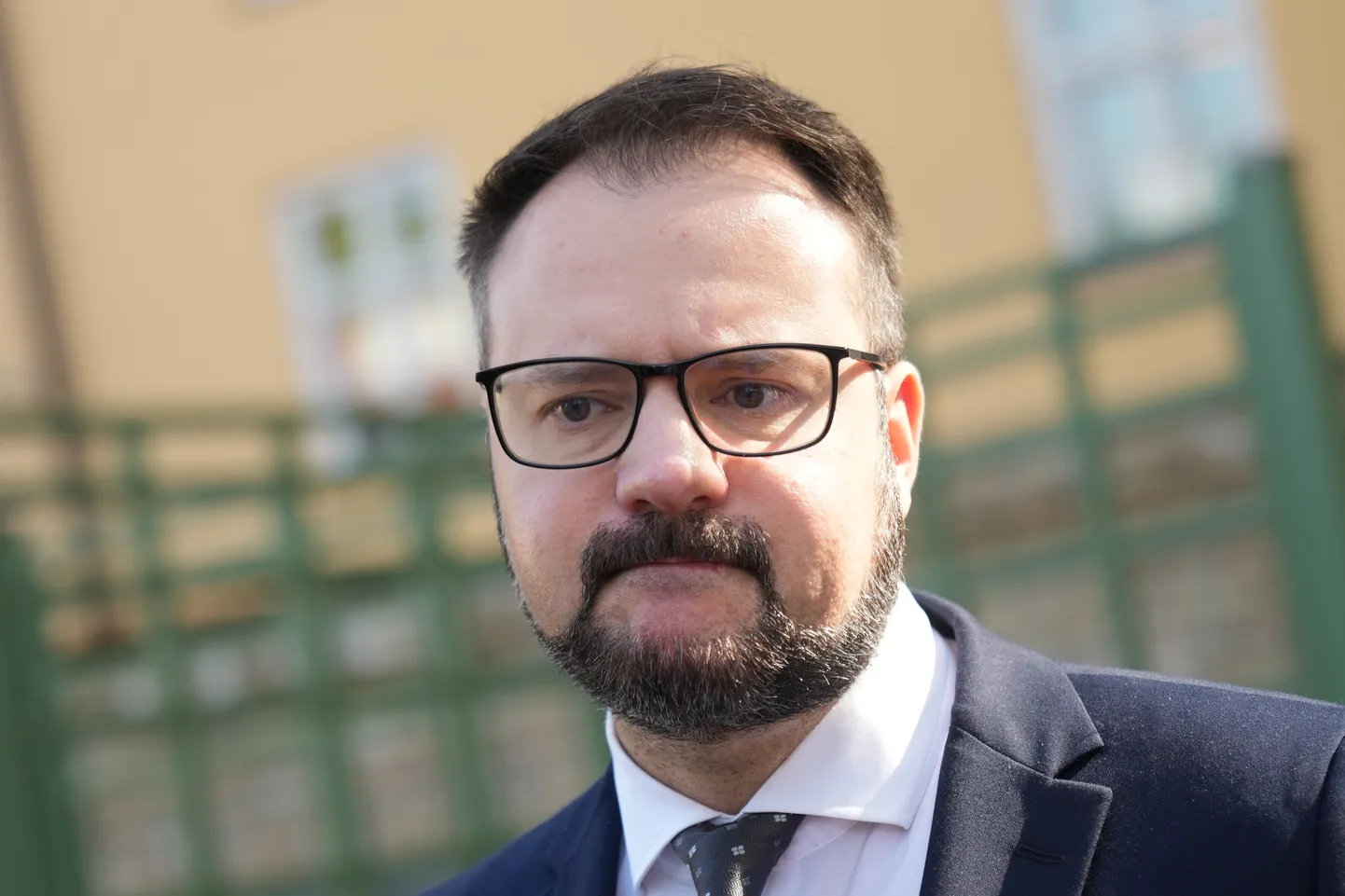 Satiksmes ministrs Kaspars Briškens atbild uz žurnālistu jautājumiem pēc tikšanās ar Valsts prezidentu Rīgas pilī.