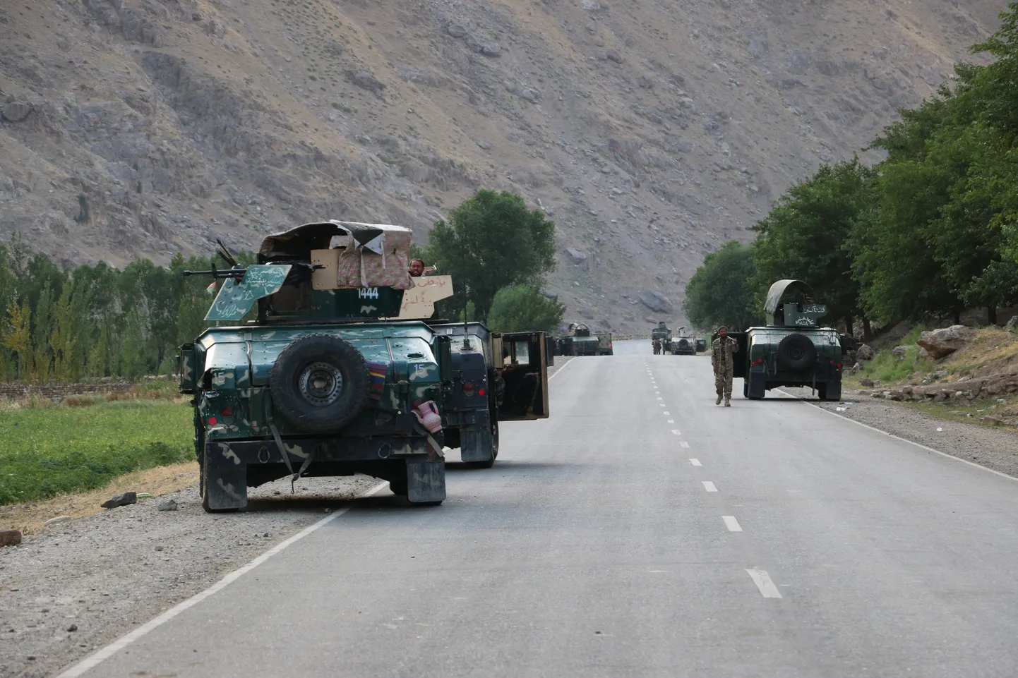 Afganistani sõdurid rindejoone lähedal.