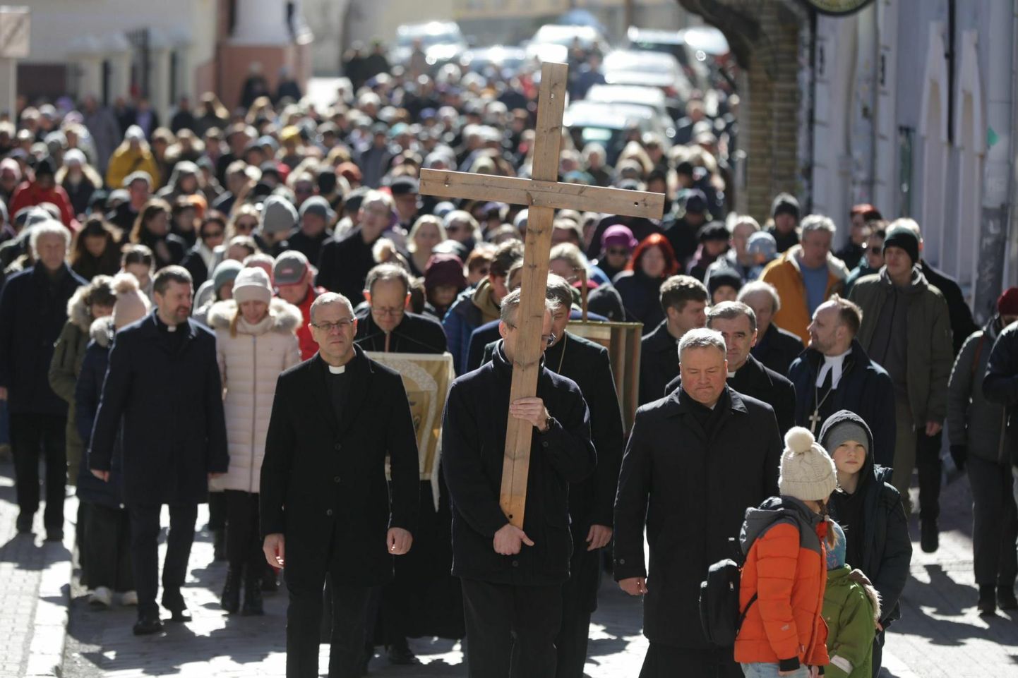 Suure reede ristitee ja hilisem palvus Tallinnas.