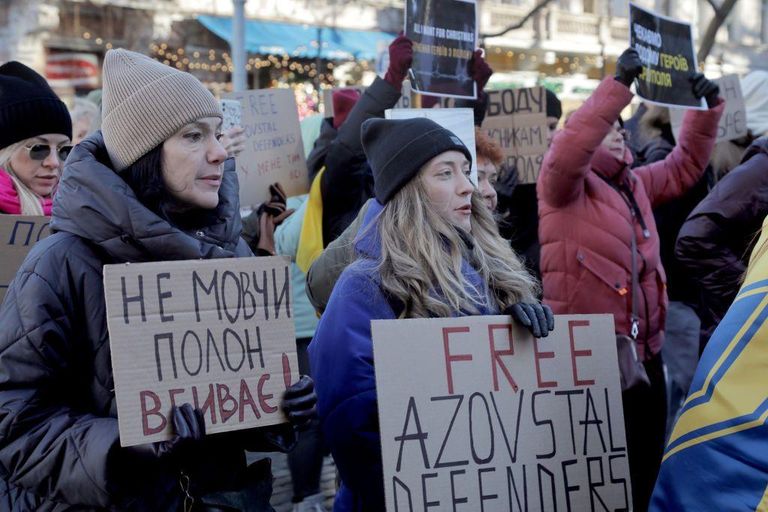 Демонстрация в поддержку пленных защитников Мариуполя в Одессе