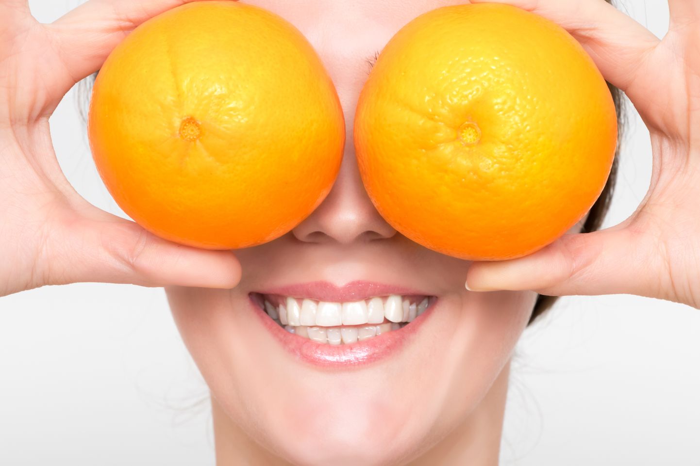 Апельсины. Продукты, которые вредят здоровью зубов.
