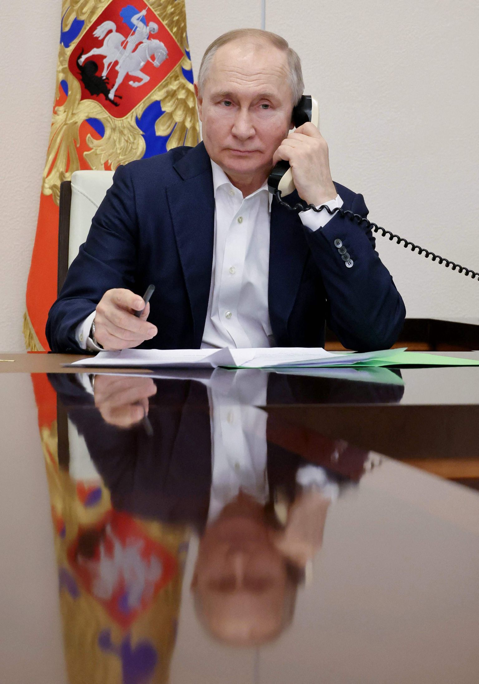 Vene president Vladimir Putin rääkimas 3. jaanuaril 2023 Kurgani piirkonna kaheksa-aastase tüdruku Agata Bõlkovaga. Välja valitud lapsed said heategevusliku kampaania käigus Putiniga rääkida ja talle uue aasta soovid edastada