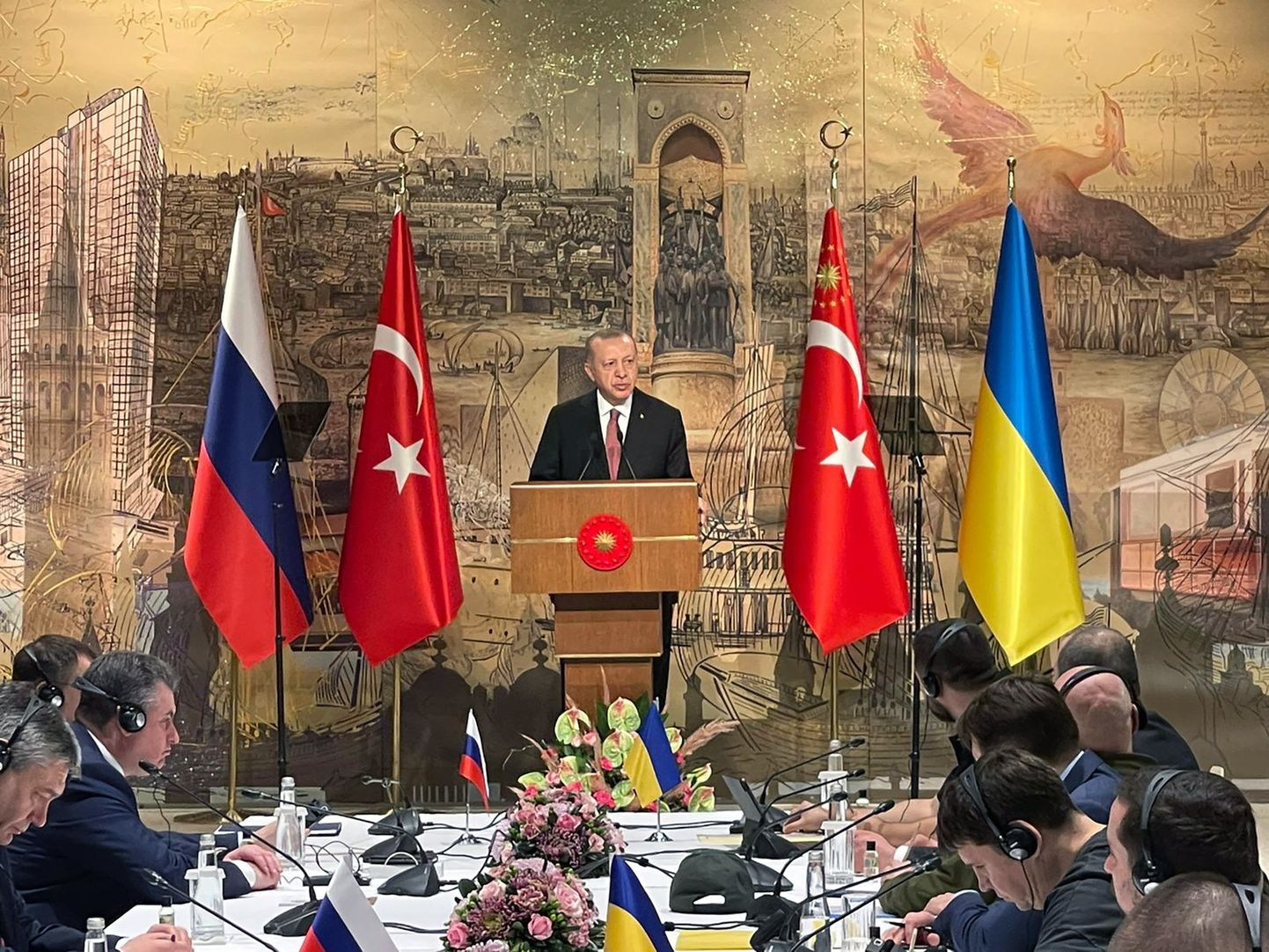 Переговоры Украины и России в Стамбуле.