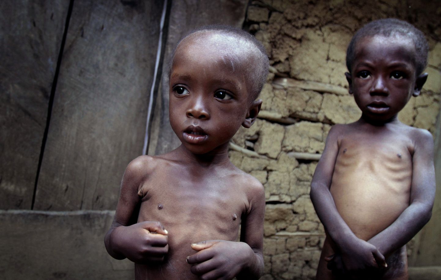 Nälgivad Haiti lapsed.