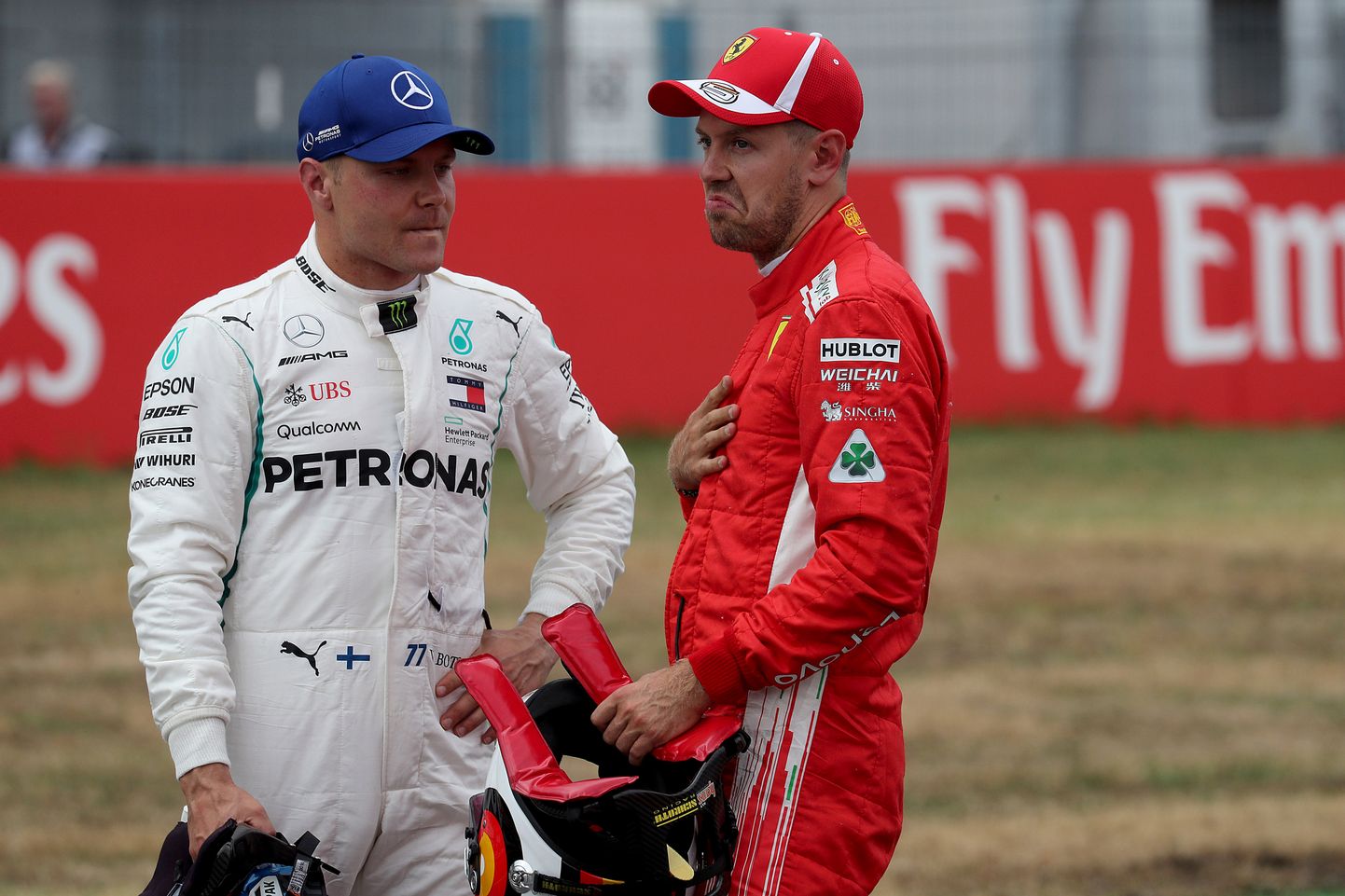 Valtteri Bottas ja Sebastian Vettel.