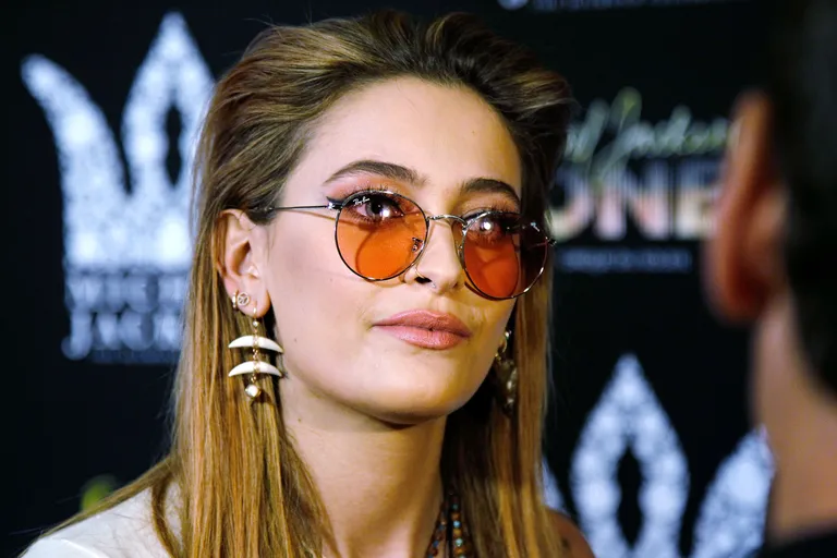 Paris Jackson isa Michael Jacksoni 60. sünnipäeva pidustustel, 2018.