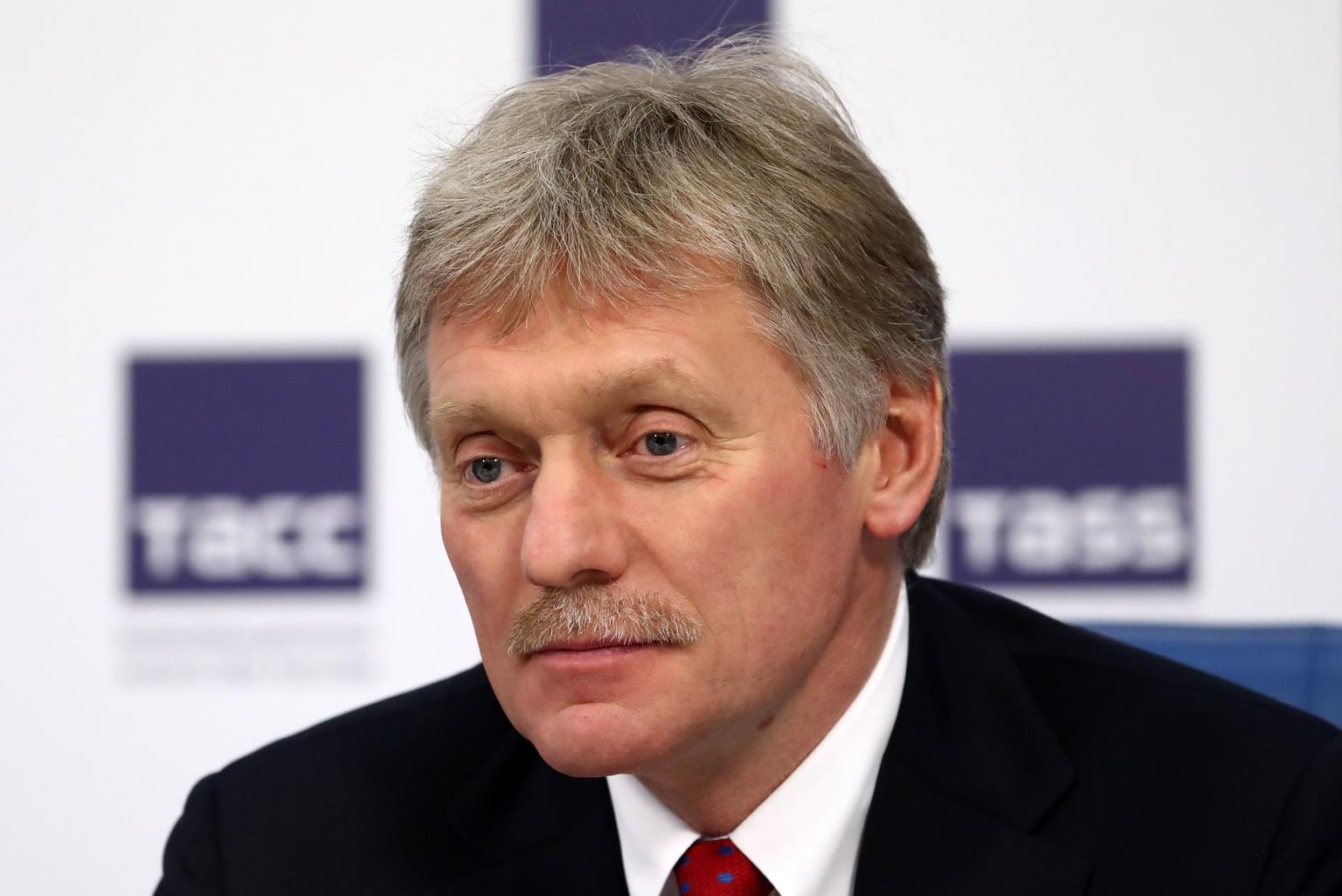 Kremli pressiesindaja Dmitri Peskov.
 