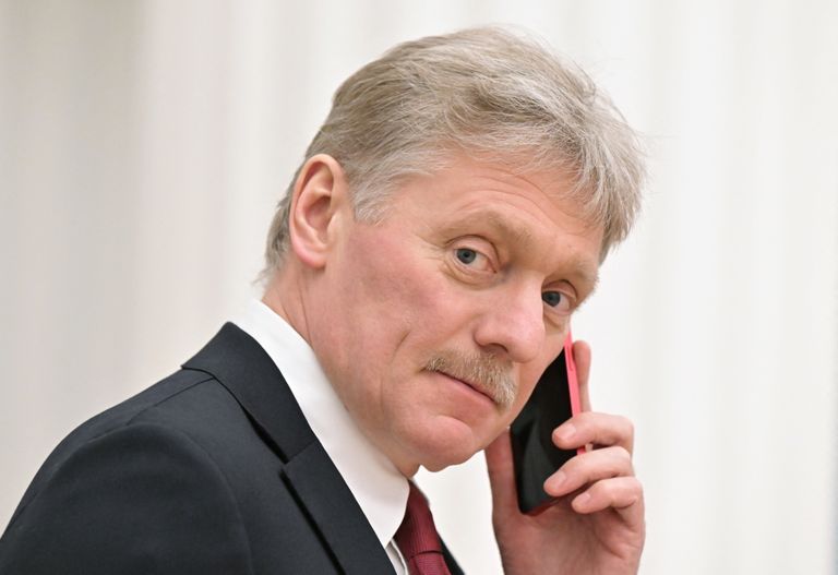 Kremli pressiesindaja Dmitri Peskov 18. veebruaril 2022 enne Venemaa presidendi Vladimir Putini ja Valgevene presidendi Aljaksandr Lukašenka ühist pressikonverentsi