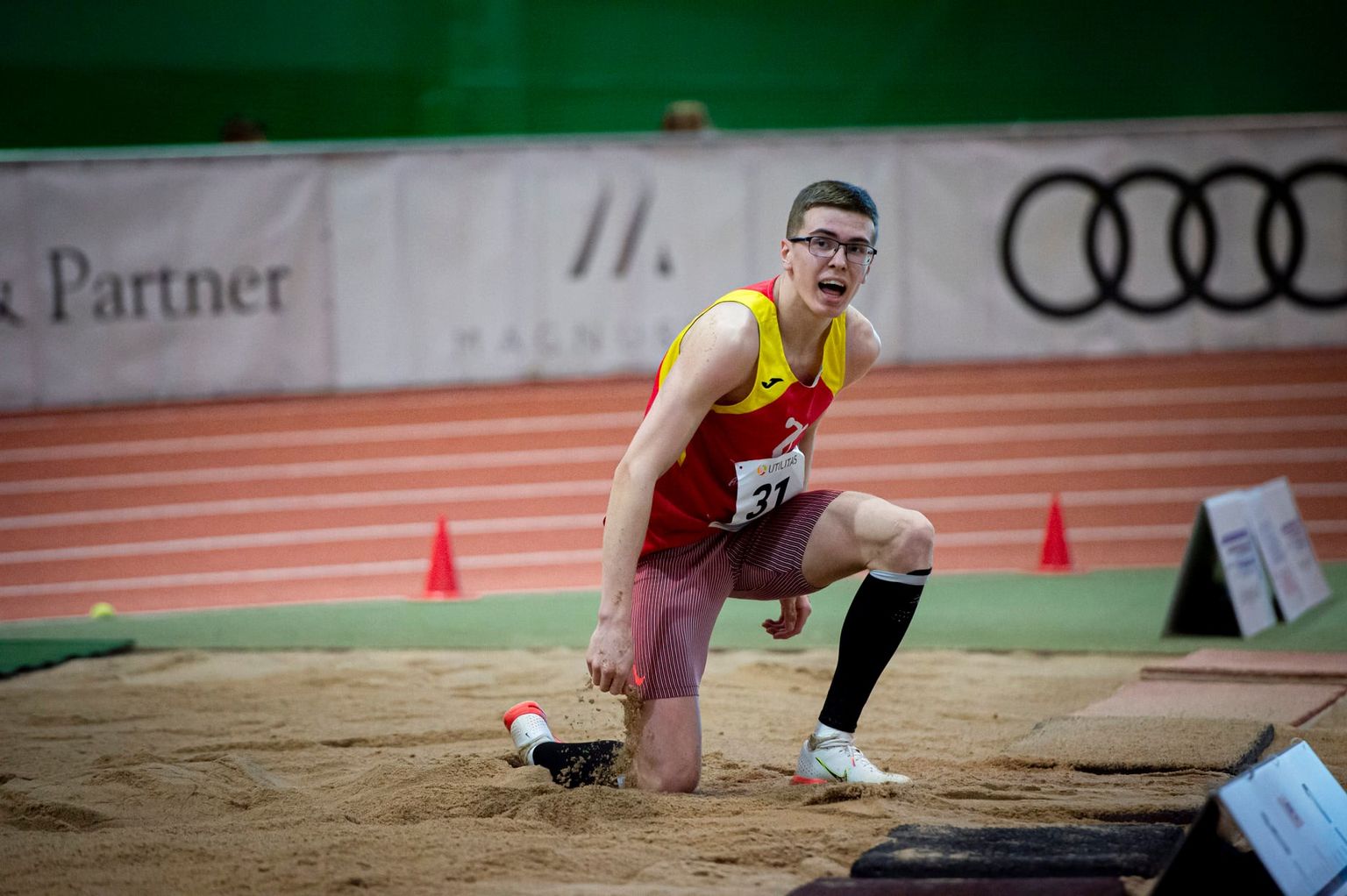Виктор Морозов улучшил личный рекорд на 15 сантиметров.