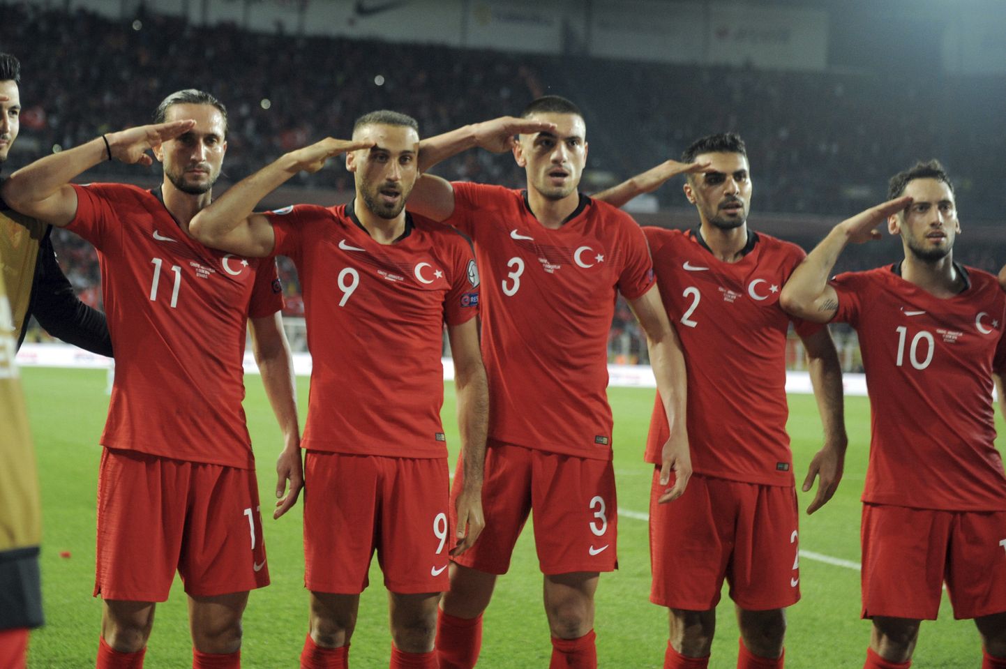 Bоинское приветствие сборной Турции