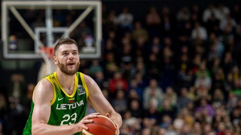 Leedu korvpallikoondis kaotas enne lahingut Eestiga kaks mängijat