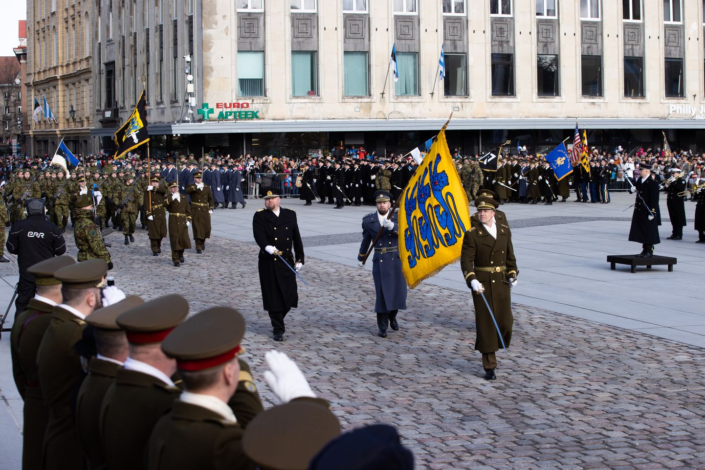 Iseseisvuspäeva paraad Tallinnas Vabaduse väljakul.