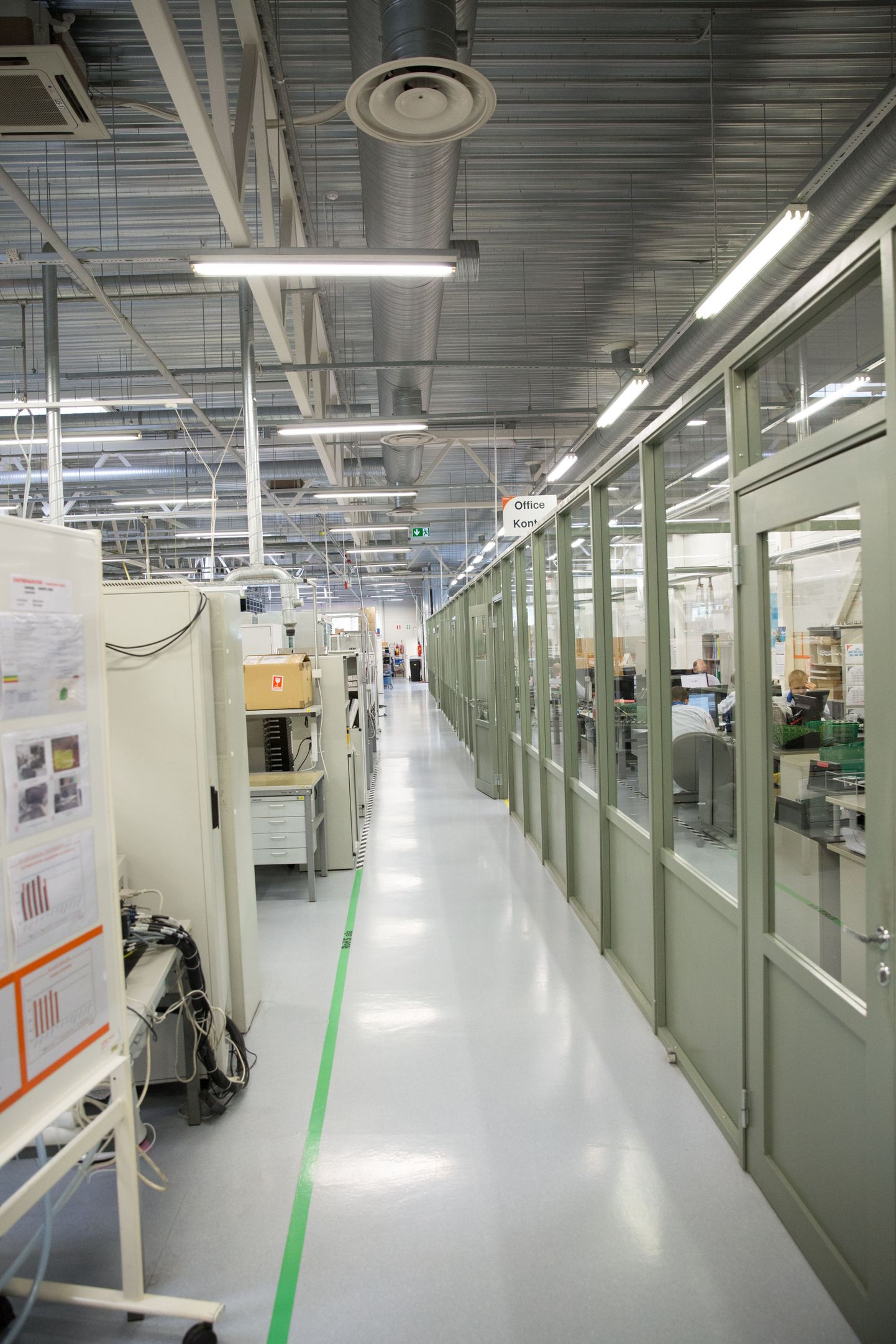 Enics Eesti on elektroonika seadmeid tootev tehas Elvas.