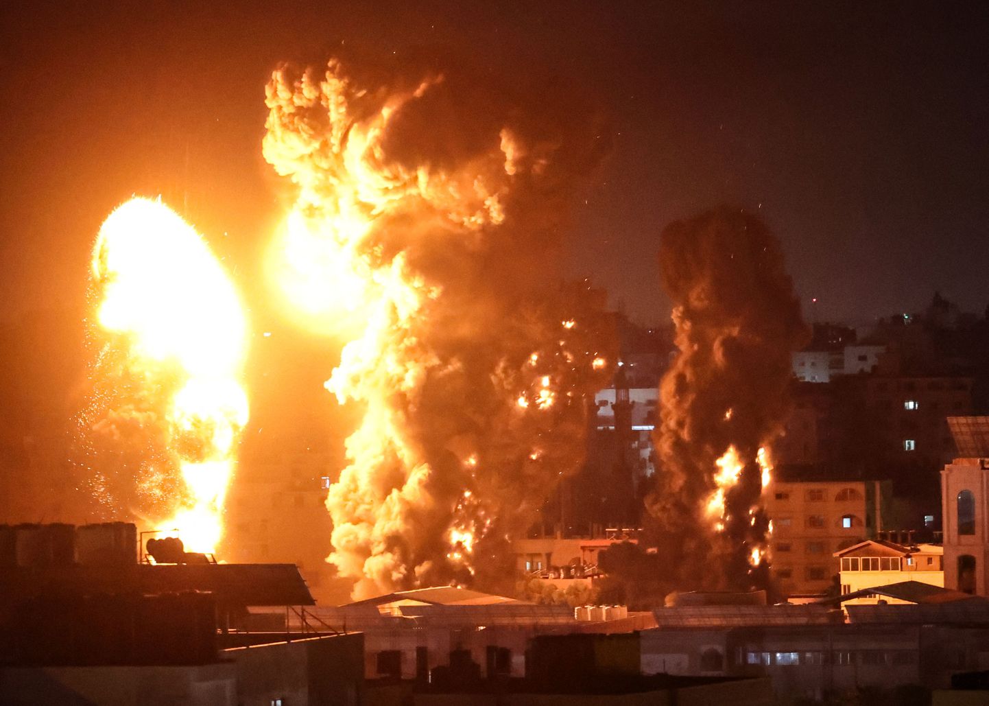 Ööl vastu esmaspäeva Gaza linnas.